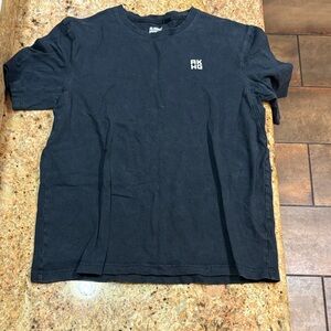 Duluth Trading Co Black Short Sleeve Tee